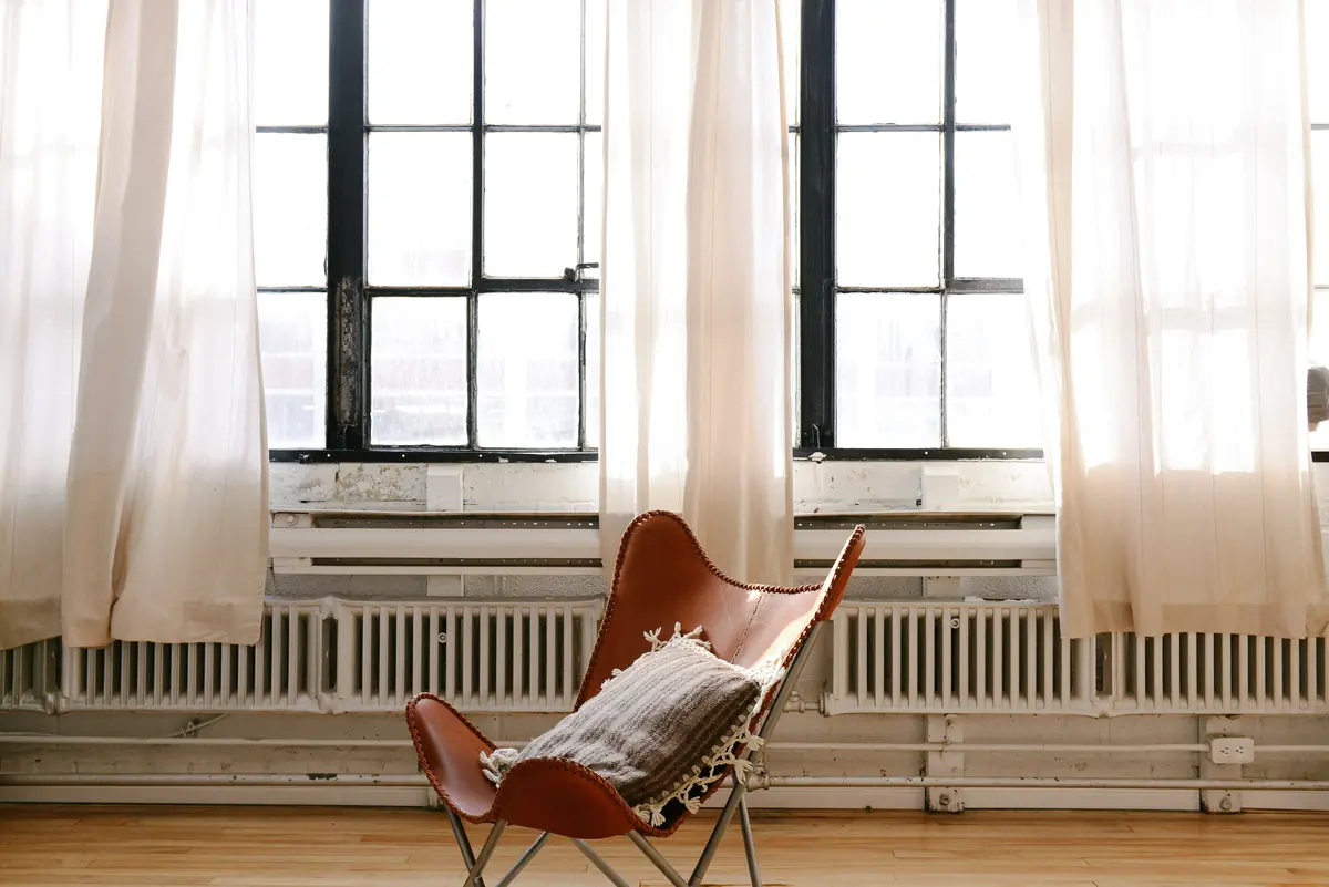 Papillon — Fauteuil de lecture en frêne